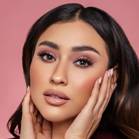 Araceli Beauty Las Flores Blush in Petunia & Primrose - Picture 4 of 9